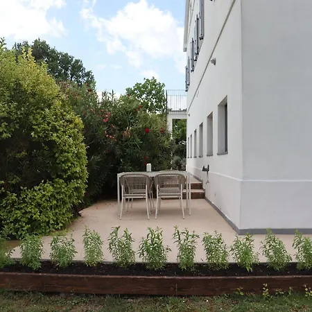 Belvilla By Oyo Lavanda Belvedere Ostrense