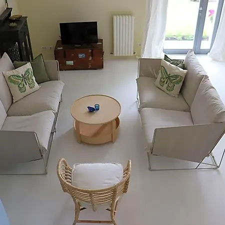 Apartment Belvilla By Oyo Lavanda